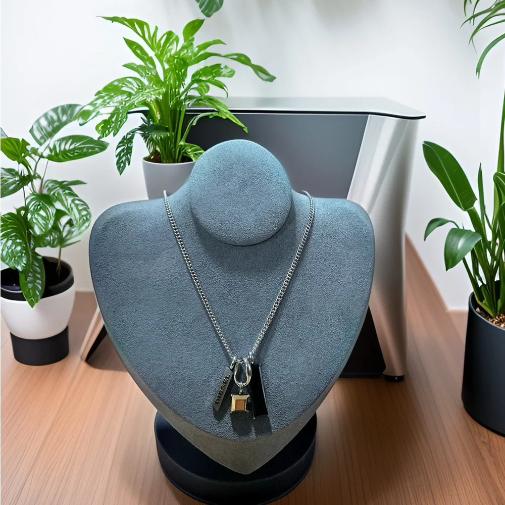 Mens Diesel 3 Pendant Chain - Picture 1 of 4